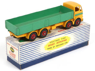 Lot 245 - DINKY TOYS (GB) (1)