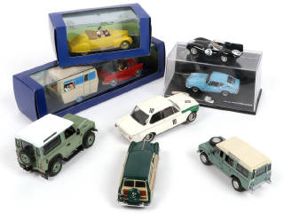 Lot 117 - DIVERS (9)