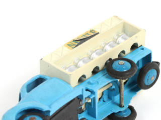 Lot 281 - DINKY TOYS (FRANCE) (1)