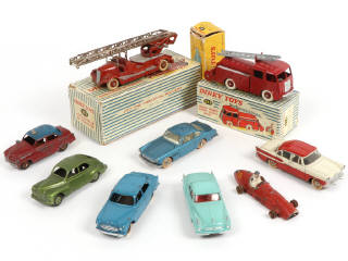 Lot 293 - DINKY TOYS (FRANCE) (9)