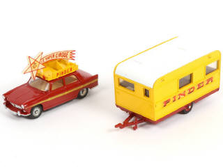 Lot 261 - DINKY TOYS (FRANCE) (1)