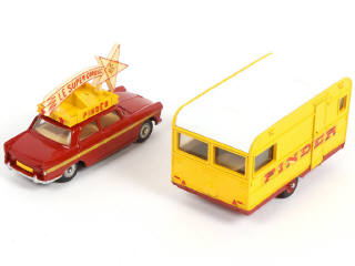 Lot 261 - DINKY TOYS (FRANCE) (1)