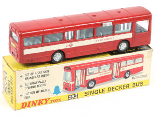 Lot 290 - DINKY TOYS (GB) (1)