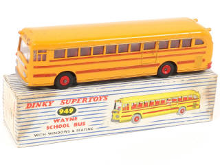 Lot 289 - DINKY TOYS (GB) (1)