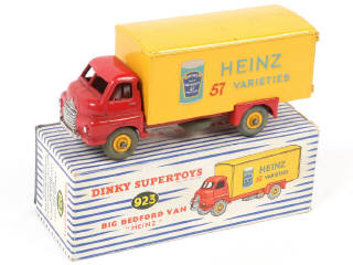 Lot 283 - DINKY TOYS (GB) (1)