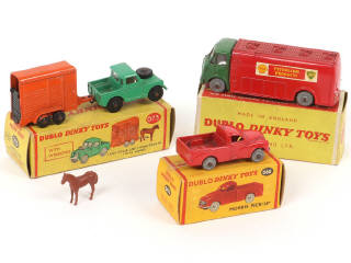 Lot 297 - DINKY TOYS (GB) (3)