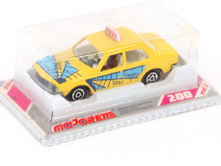 Lot 226 - MAJORETTE (FRANCE) (1)