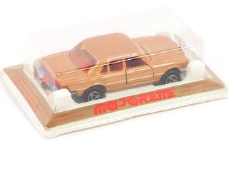 Lot 220 - MAJORETTE (FRANCE) (1)