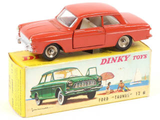 Lot 316 - DINKY TOYS (FRANCE) (1)
