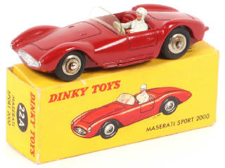 Lot 313 - DINKY TOYS (FRANCE) (1)
