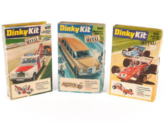 Lot 301 - DINKY TOYS (GB) (3)