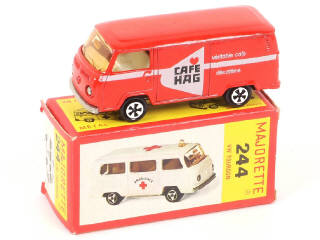 Lot 235 - MAJORETTE (FRANCE) (1)