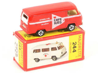 Lot 235 - MAJORETTE (FRANCE) (1)