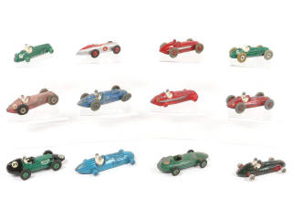 Lot 309 - DINKY TOYS (GB) (12)