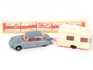 Lot 241 - MAJORETTE (FRANCE) (1)