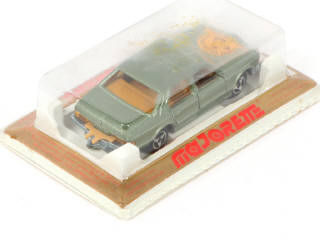 Lot 261 - MAJORETTE (FRANCE) (1)