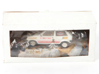 Lot 71 - DIVERS (6)