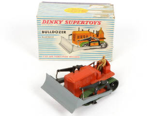 Lot 361 - DINKY TOYS (FRANCE) (3)