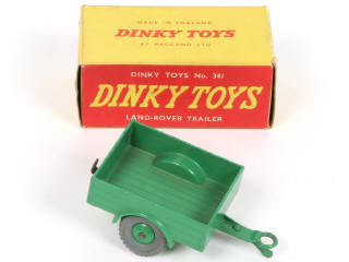 Lot 340 - DINKY TOYS (GB) (3)