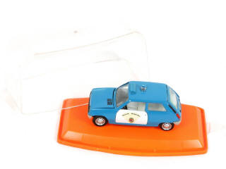 Lot 125 - DIVERS (2)
