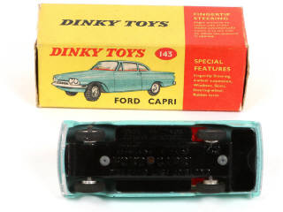 Lot 304 - DINKY TOYS (GB) (1)
