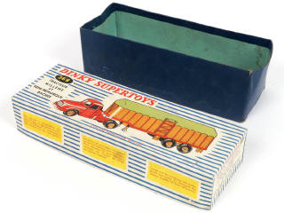 Lot 358 - DINKY TOYS (FRANCE) (1)