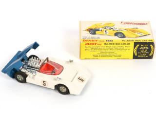 Lot 343 - DINKY TOYS (GB) (3)