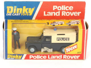 Lot 333 - DINKY TOYS (GB) (2)
