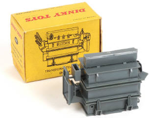 Lot 255 - DINKY TOYS (FRANCE) (1)