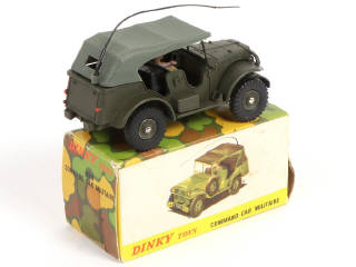 Lot 246 - DINKY TOYS (FRANCE) (1)