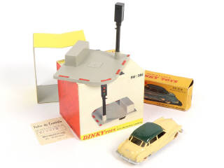 Lot 278 - DINKY TOYS (FRANCE) (2)