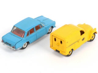 Lot 260 - DINKY TOYS (FRANCE) (2)