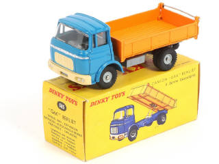 Lot 240 - DINKY TOYS (FRANCE) (1)