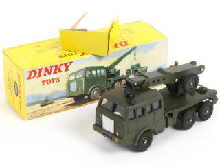 Lot 249 - DINKY TOYS (FRANCE) (1)