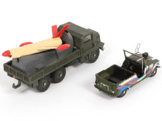 Lot 251 - DINKY TOYS (FRANCE) (2)