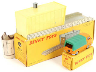Lot 280 - DINKY TOYS (FRANCE) (2)