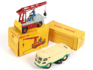 Lot 277 - DINKY TOYS (FRANCE) (2)
