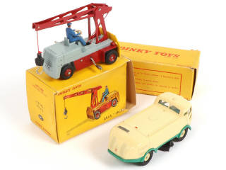 Lot 277 - DINKY TOYS (FRANCE) (2)