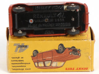 Lot 217 - DINKY TOYS (FRANCE) (1)