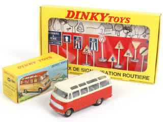 Lot 279 - DINKY TOYS (FRANCE) (2)