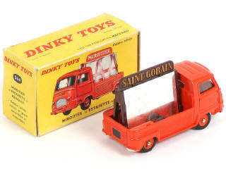 Lot 234 - DINKY TOYS (FRANCE) (1)