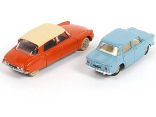 Lot 257 - DINKY TOYS (FRANCE) (2)