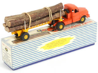 Lot 236 - DINKY TOYS (FRANCE) (1)