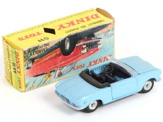 Lot 423 - DINKY TOYS (FRANCE) (1)