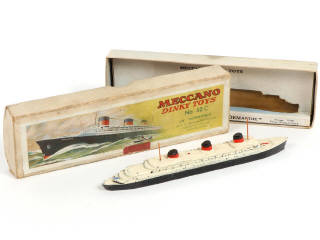 Lot 367 - DINKY TOYS (FRANCE) (1)