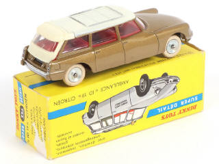 Lot 391 - DINKY TOYS (FRANCE) (1)
