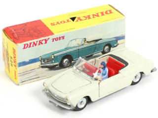 Lot 417 - DINKY TOYS (FRANCE) (1)