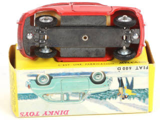 Lot 437 - DINKY TOYS (FRANCE) (1)