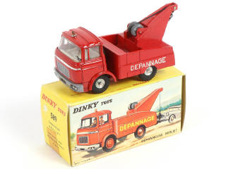 Lot 477 - DINKY TOYS (FRANCE) (1)