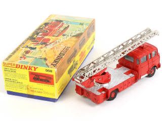 Lot 481 - DINKY TOYS (FRANCE) (1)